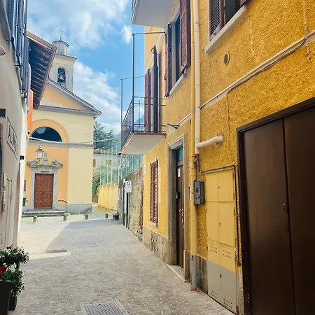 Rossi Couple Oliveto Lario