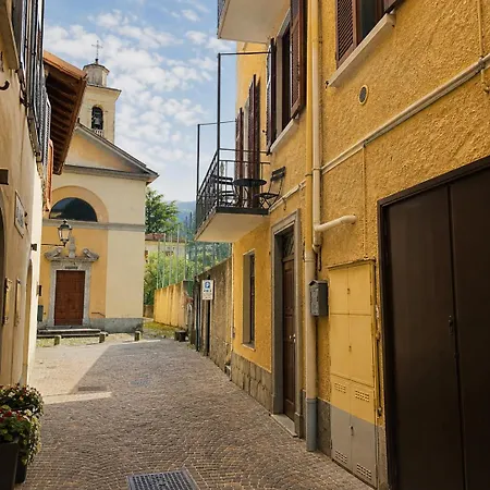 Rossi Couple - Steps From & Ferry Oliveto Lario